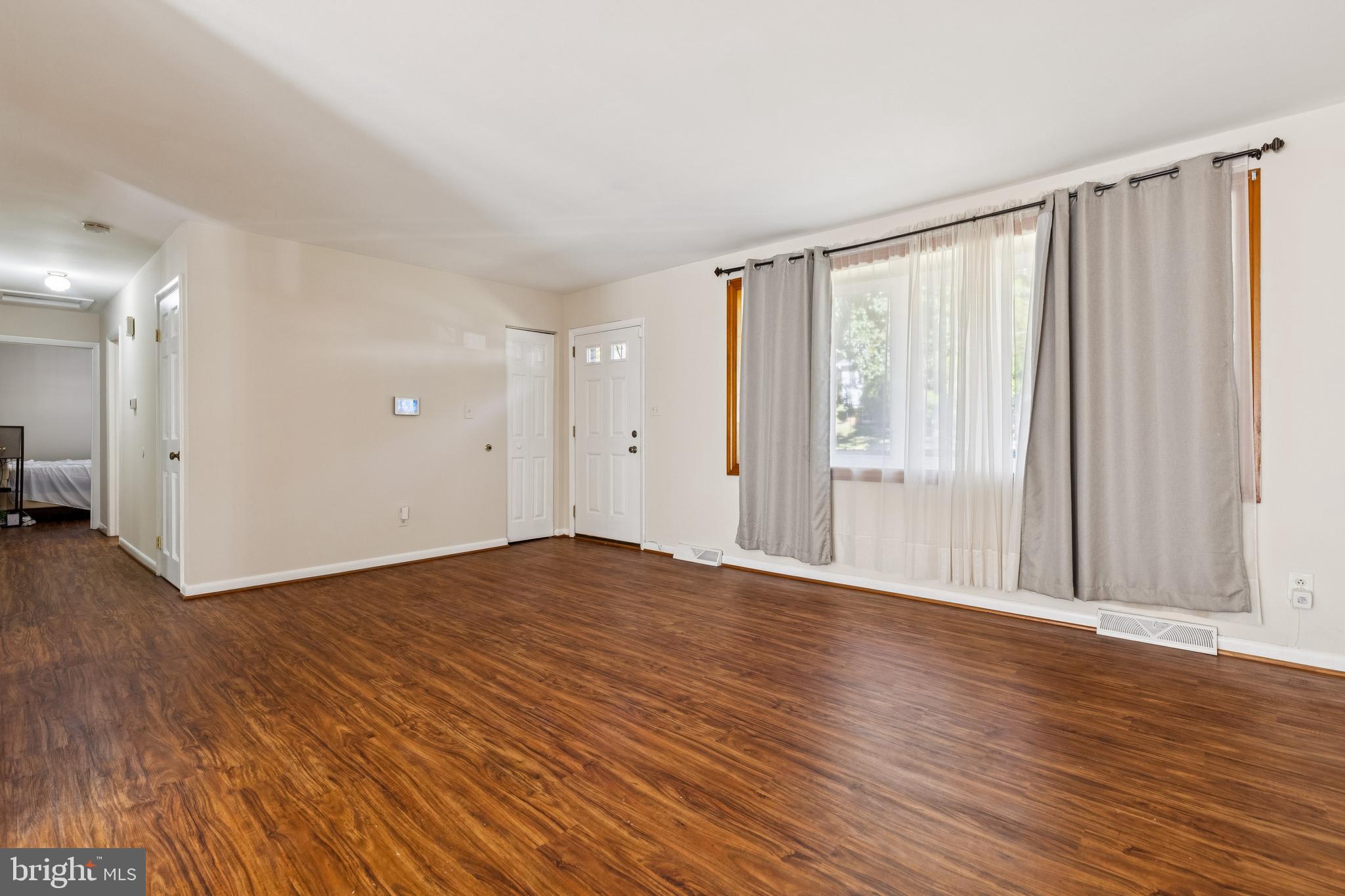 APPLE GROVE - Residential Lease