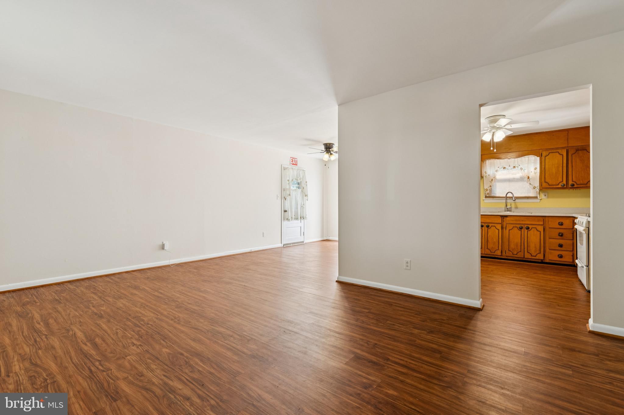 APPLE GROVE - Residential Lease