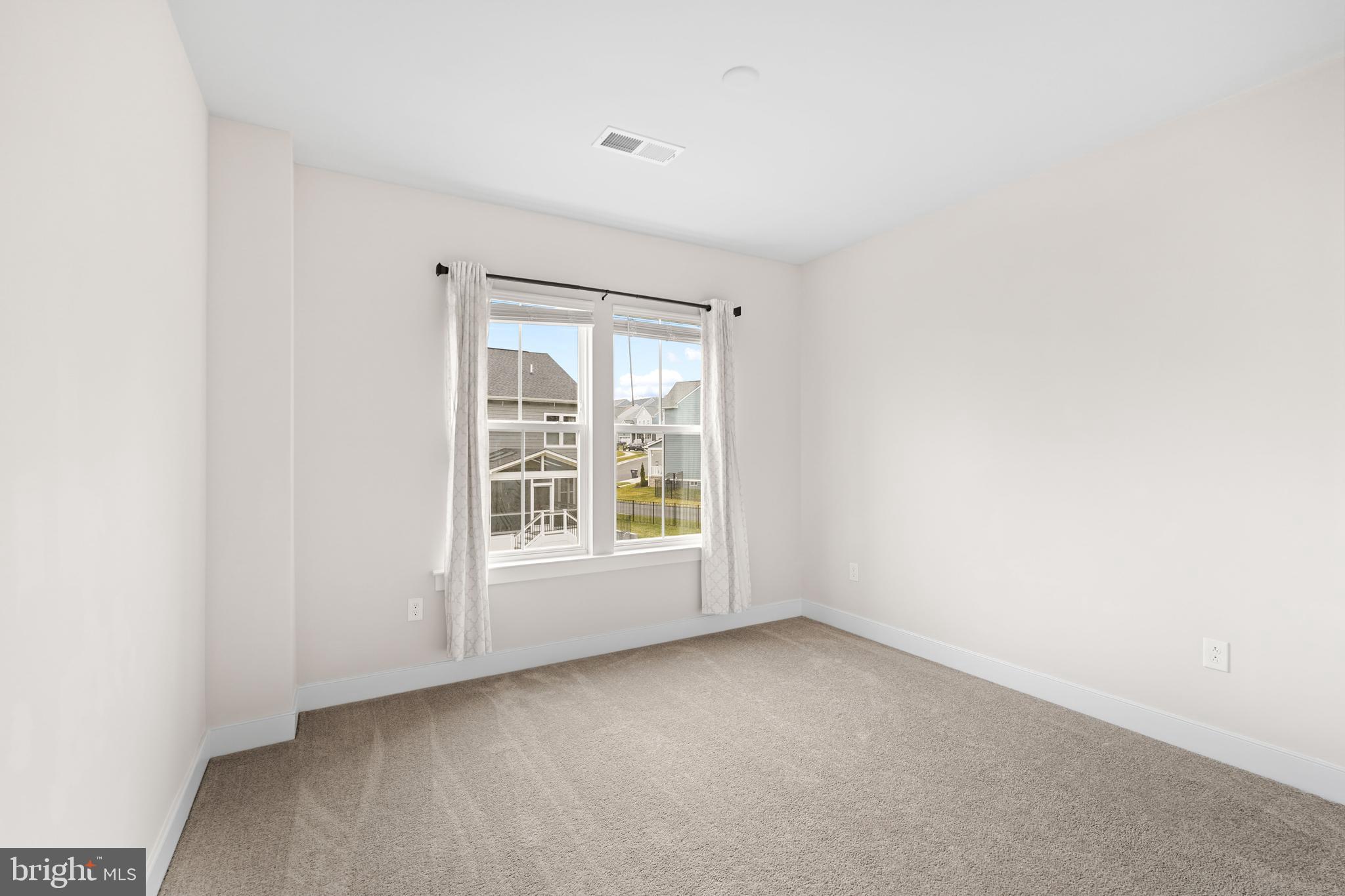 POTOMAC SHORES - Residential