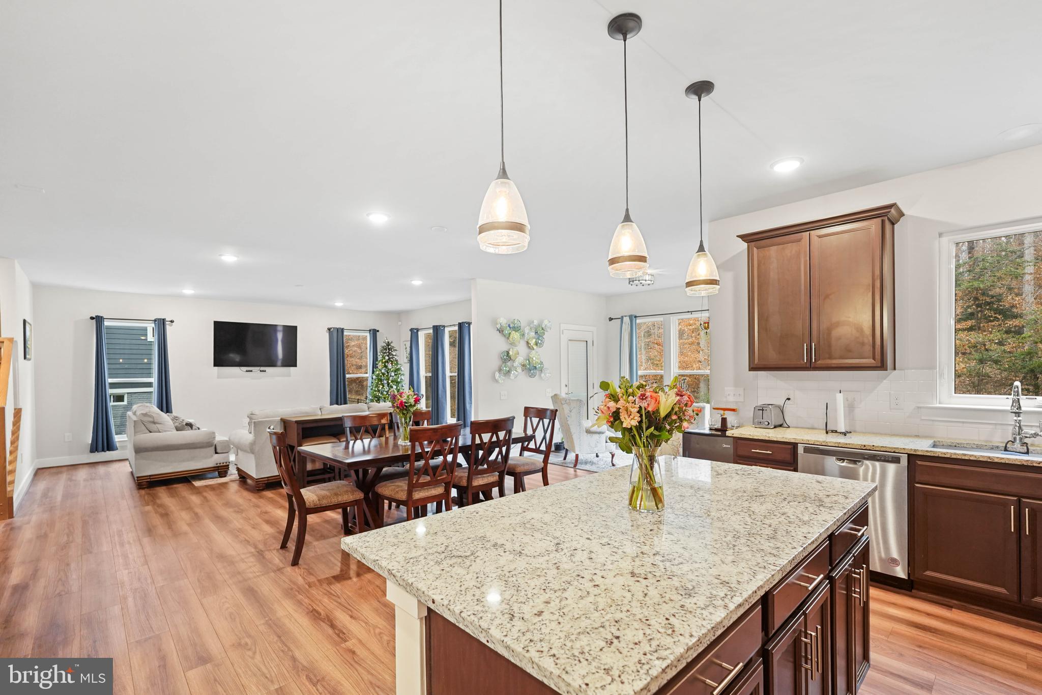 POTOMAC SHORES - Residential