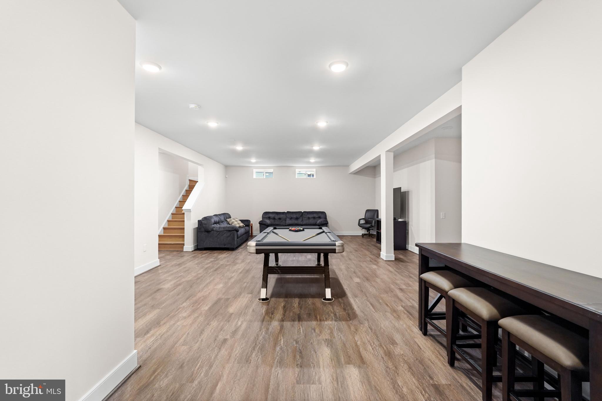 POTOMAC SHORES - Residential