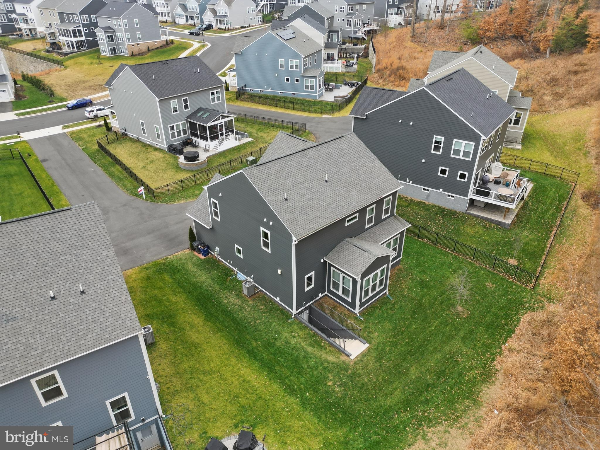 POTOMAC SHORES - Residential