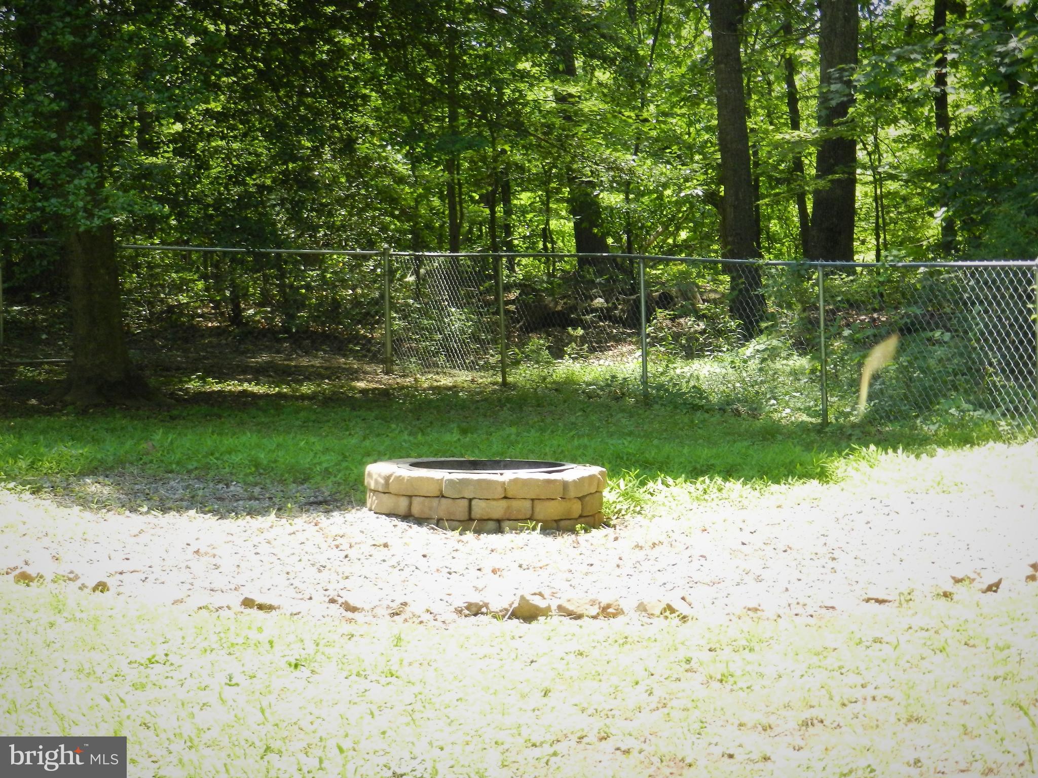 THENO WOODS - Residential