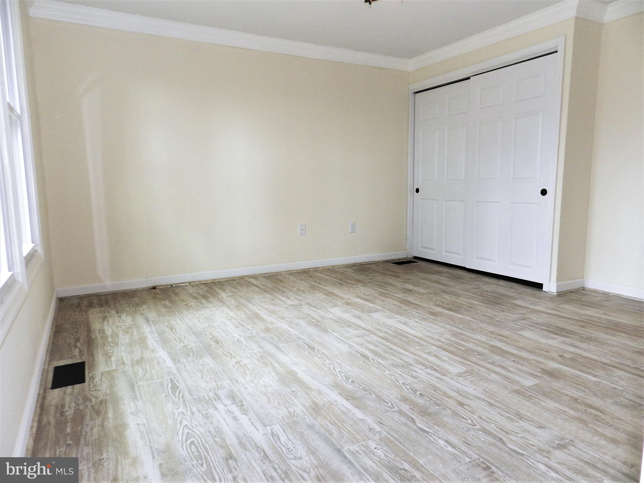 THENO WOODS - Residential