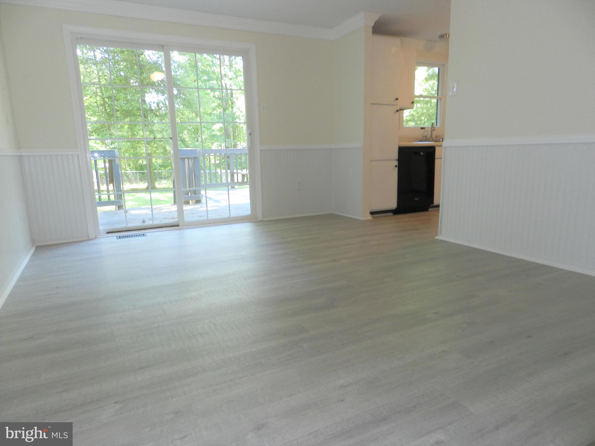 THENO WOODS - Residential