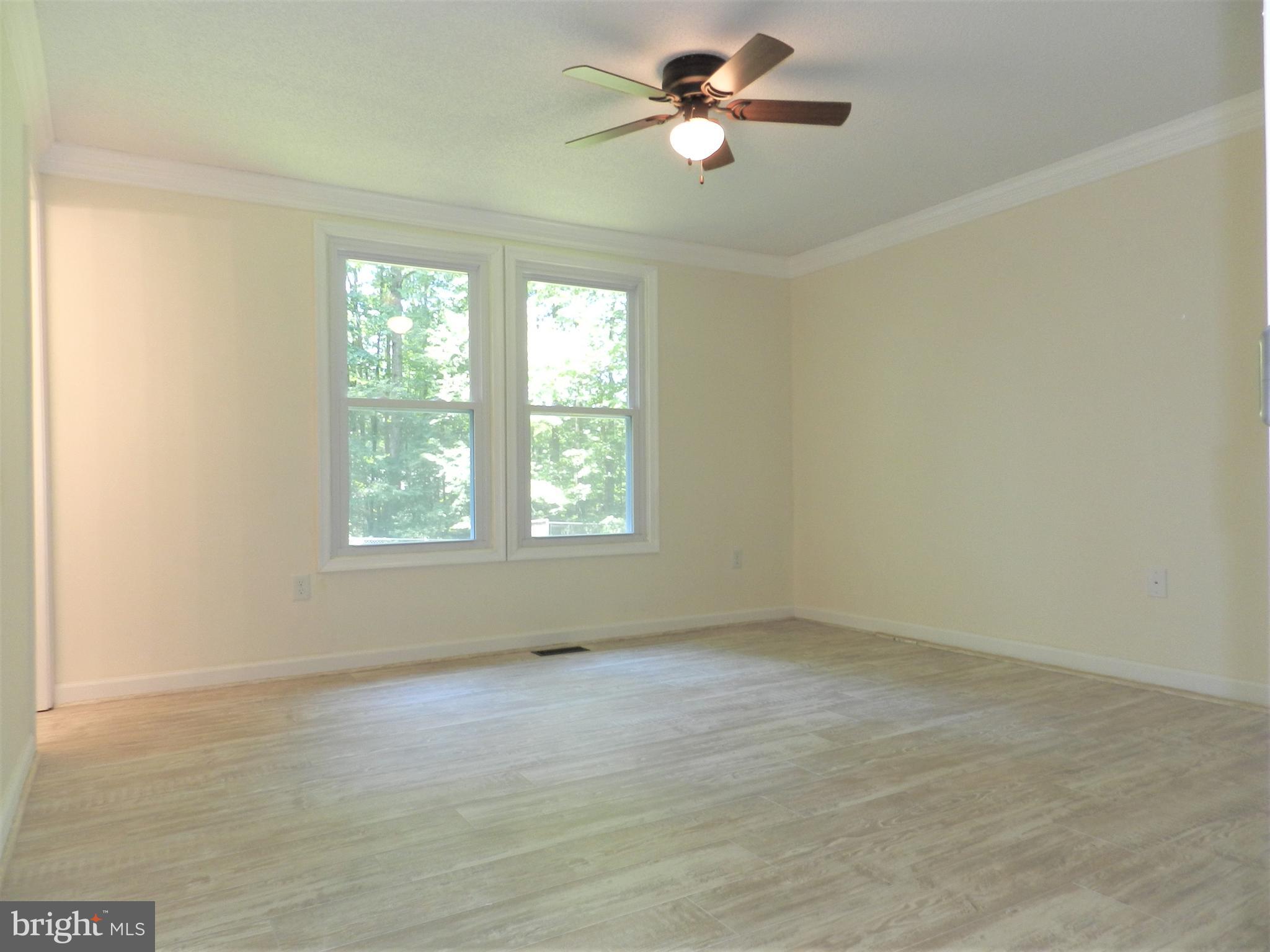 THENO WOODS - Residential