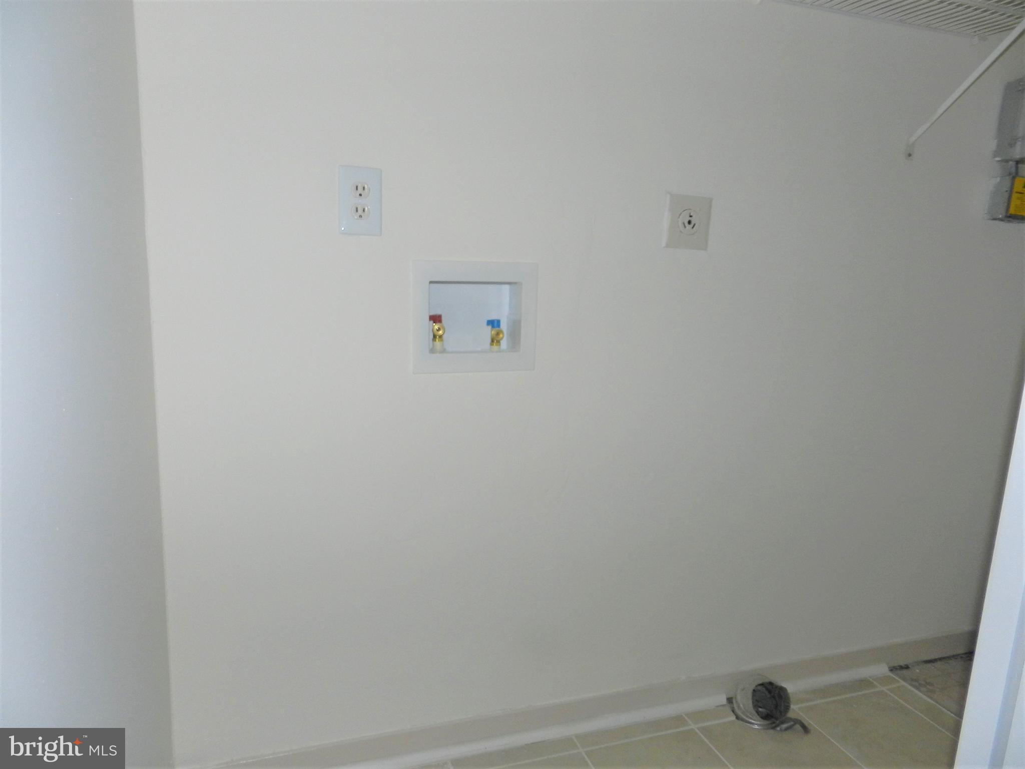 THENO WOODS - Residential