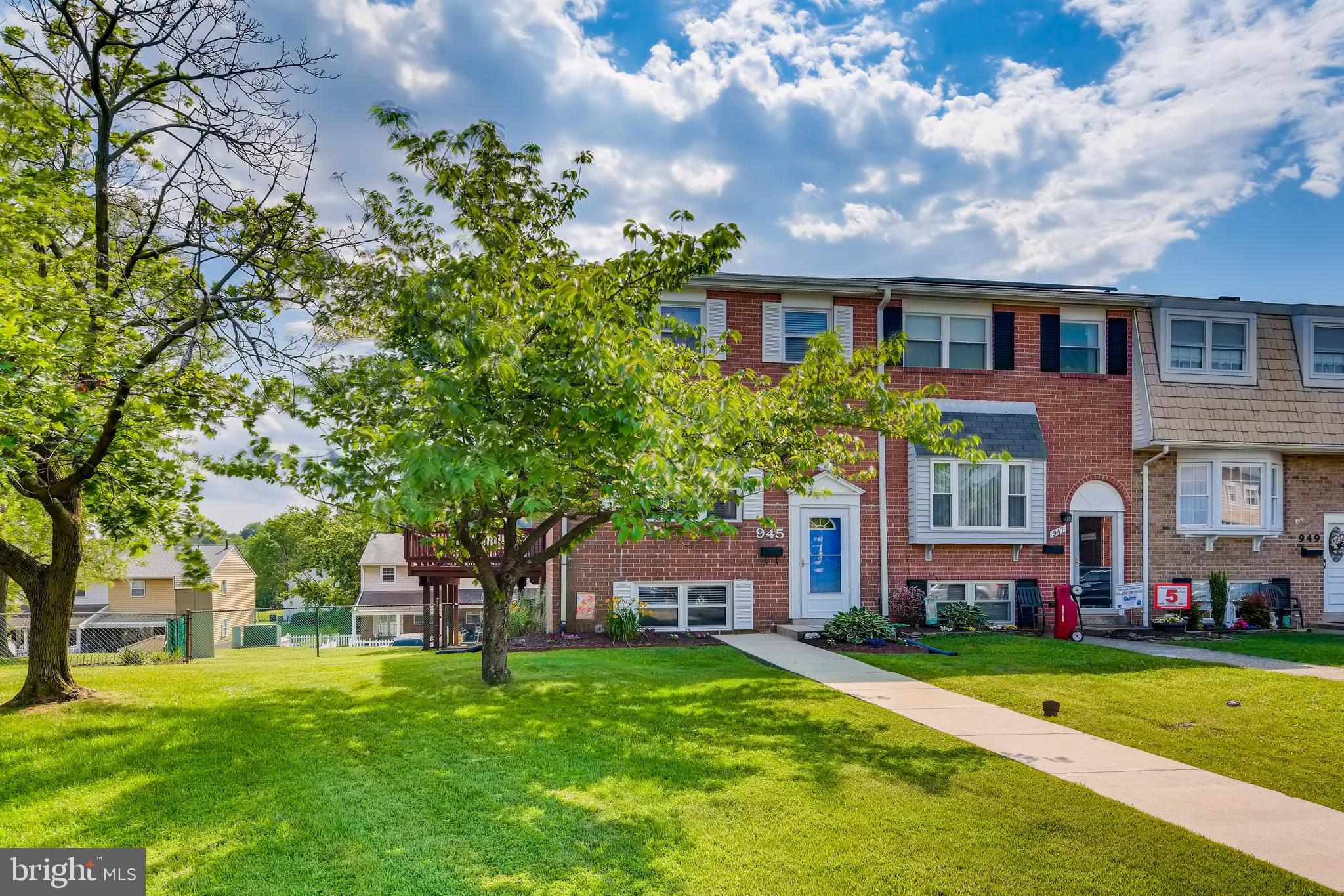 HUNTSMOOR VILLAGE NORTH - Residential