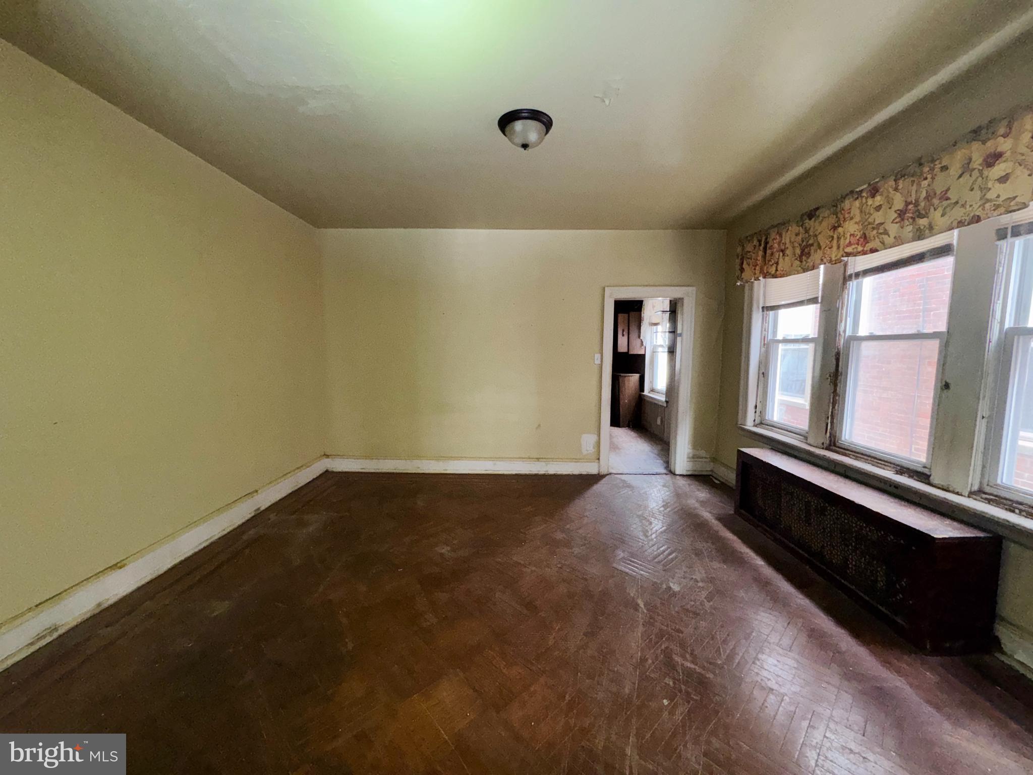 COBBS CREEK - Residential