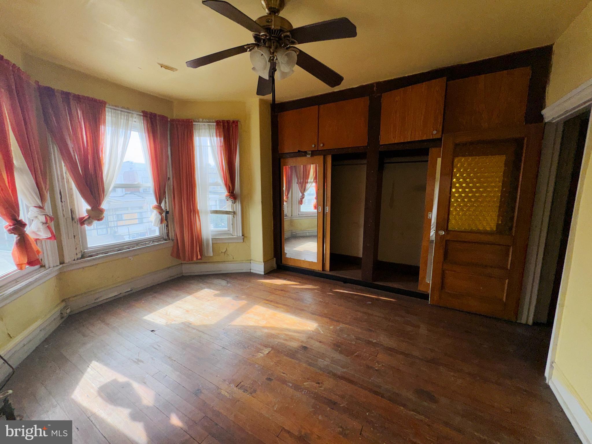 COBBS CREEK - Residential