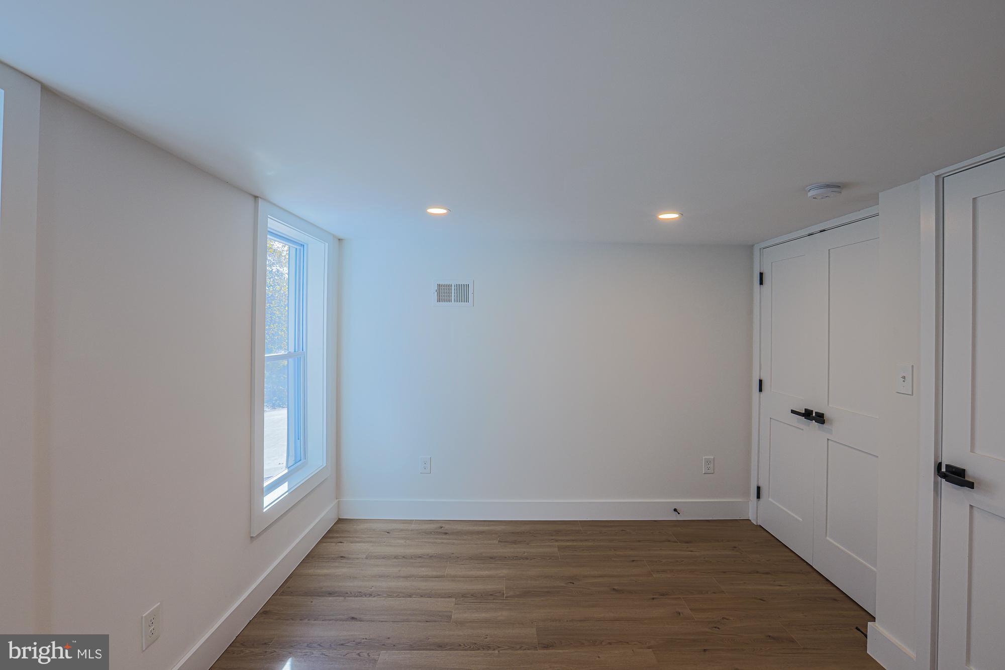 HAMPDEN HISTORIC DISTRICT - Residential