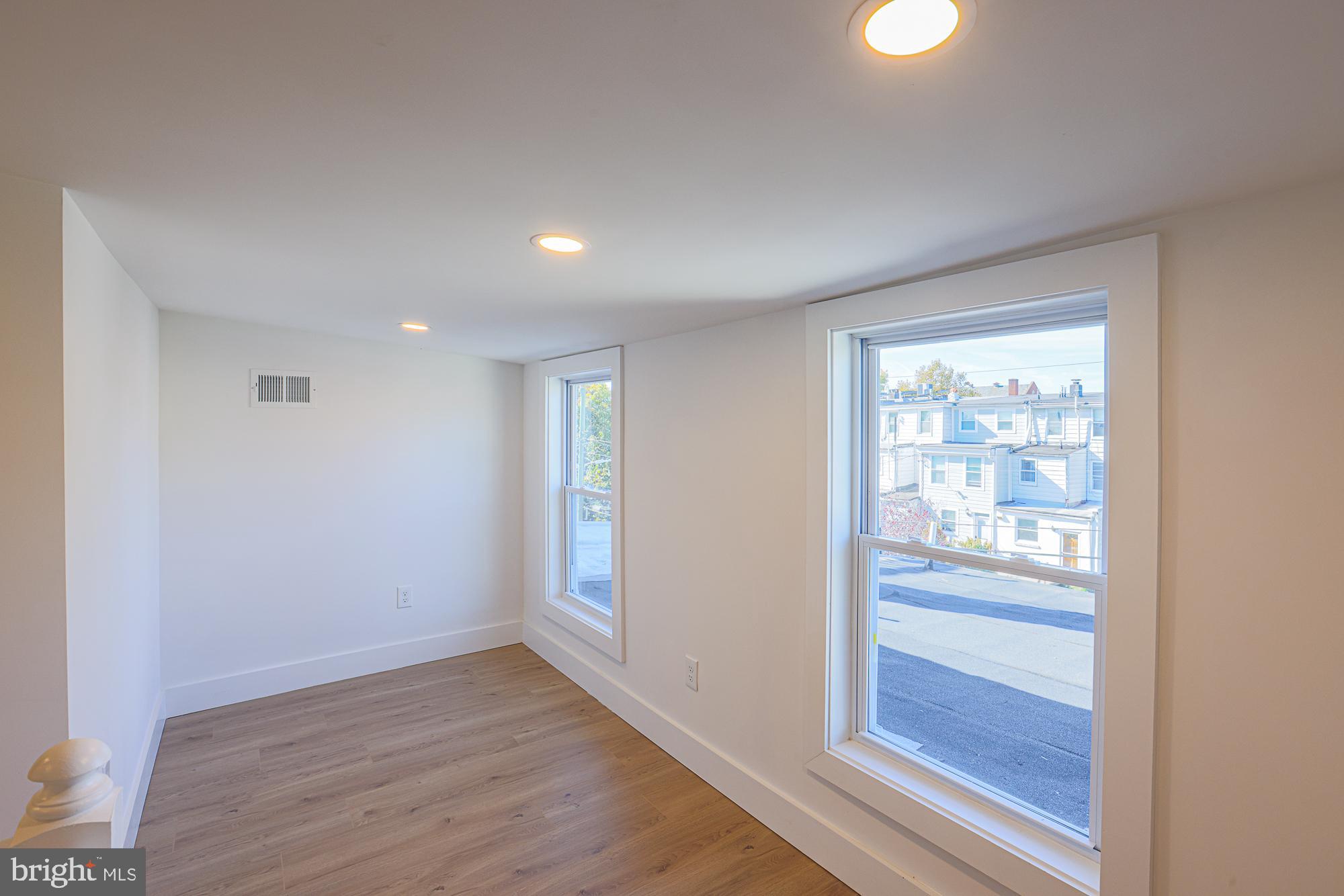 HAMPDEN HISTORIC DISTRICT - Residential