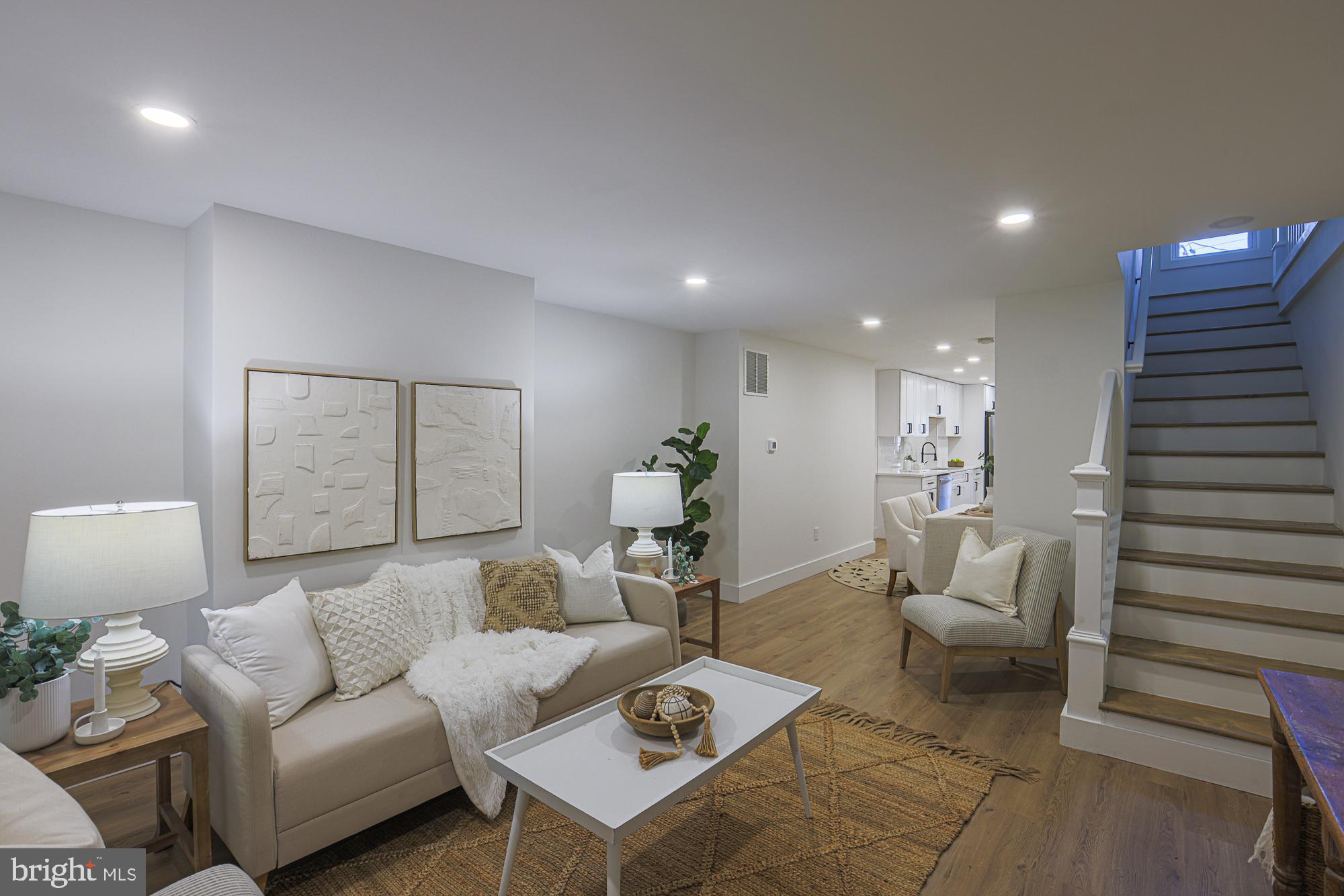 HAMPDEN HISTORIC DISTRICT - Residential