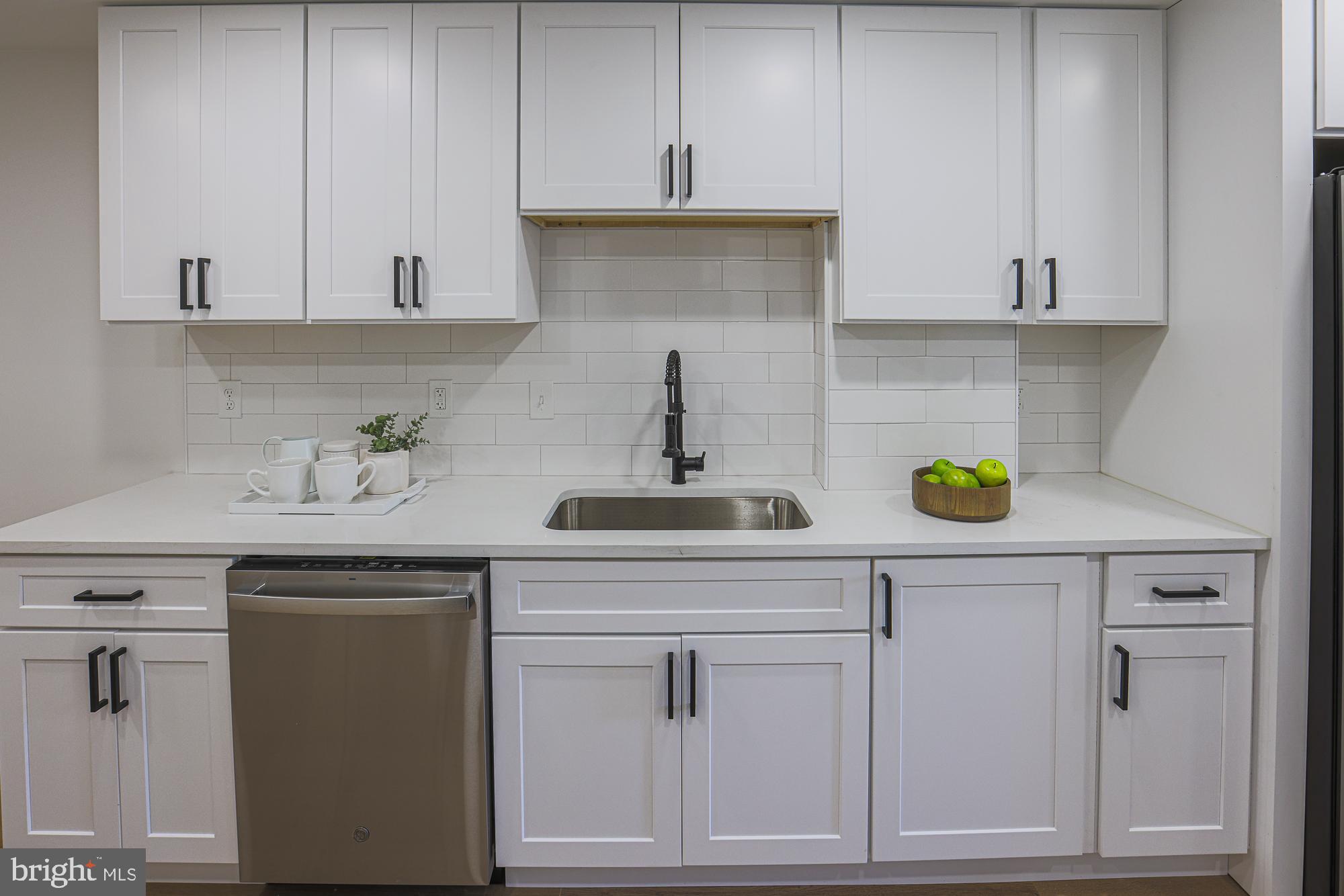 HAMPDEN HISTORIC DISTRICT - Residential