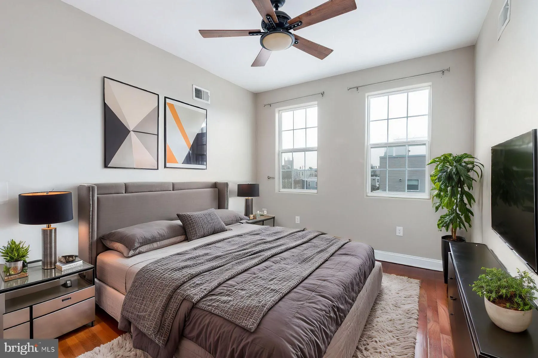 Philadelphia, Pennsylvania 19125, United States, 3 Bedrooms Bedrooms, ,3 BathroomsBathrooms,Residential,Active,9292