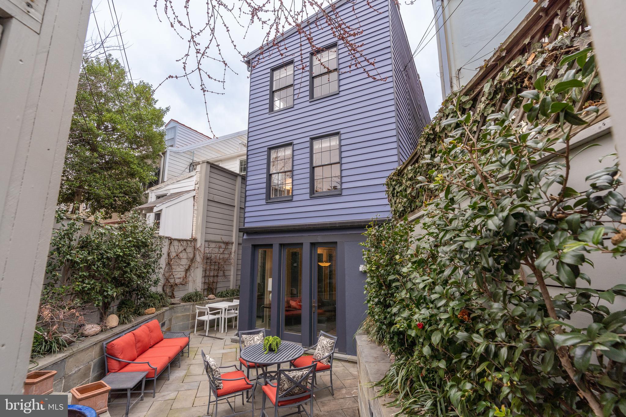 GEORGETOWN - Residential