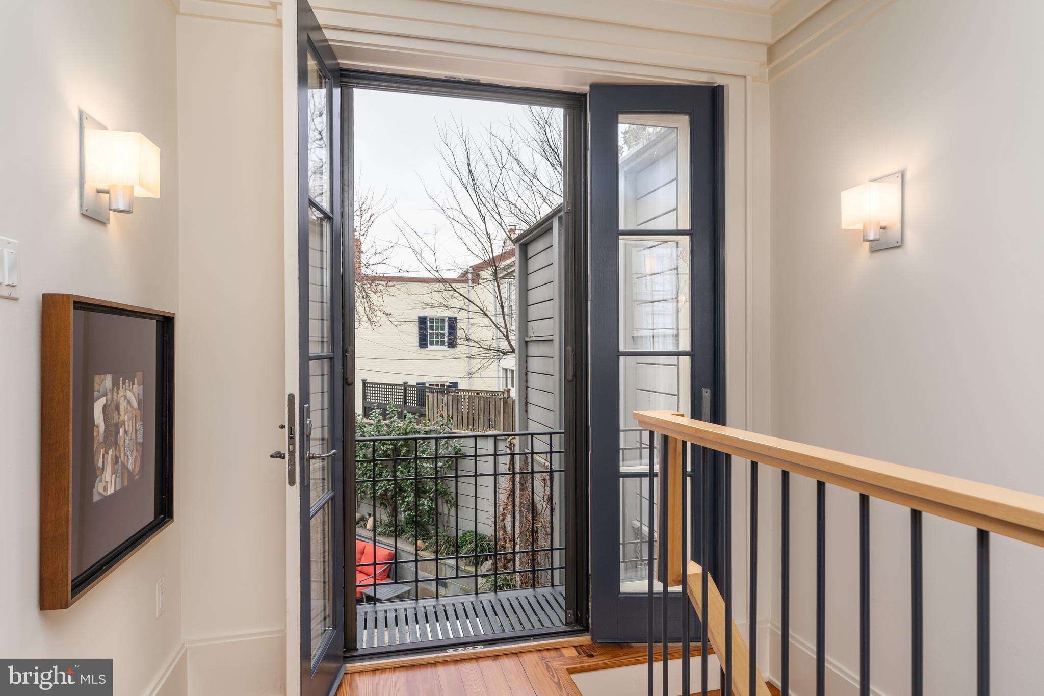 GEORGETOWN - Residential