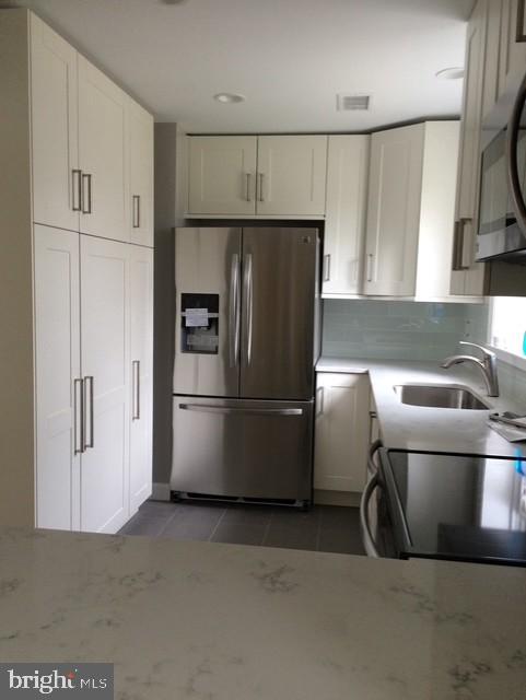 5717 BREWER HOUSE CIRCLE 102