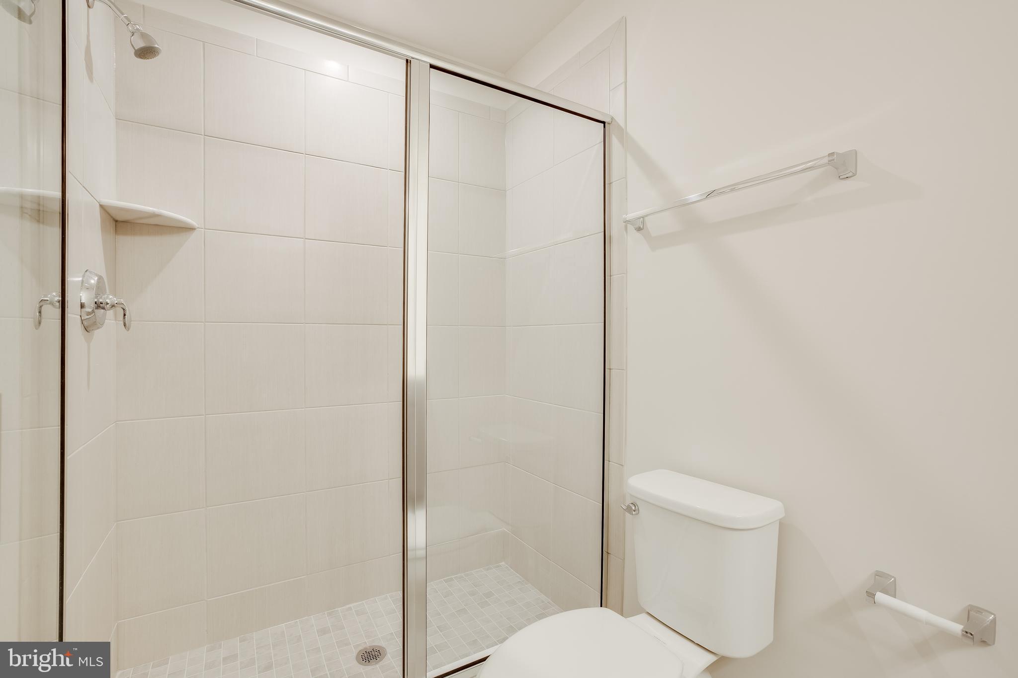 CAPITAL COURT - Residential