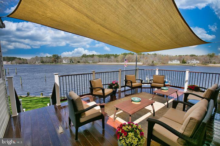 RIVERSIDE PINES - Residential