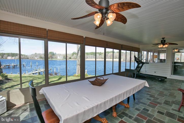 RIVERSIDE PINES - Residential