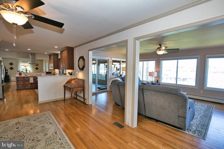 RIVERSIDE PINES - Residential