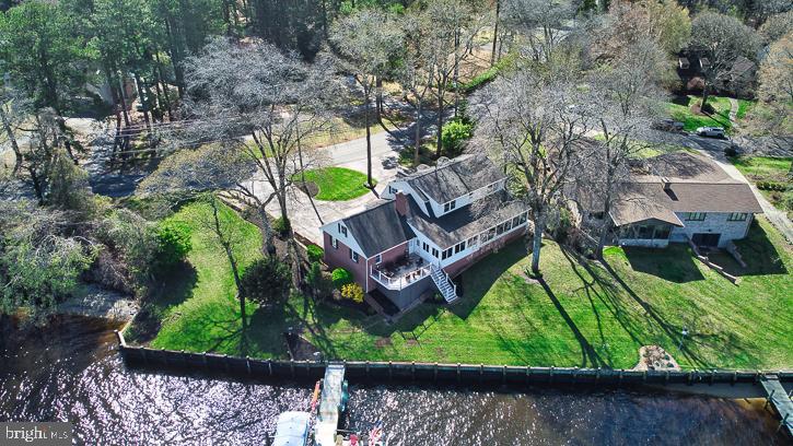 RIVERSIDE PINES - Residential