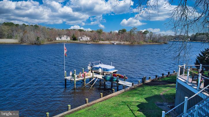 RIVERSIDE PINES - Residential