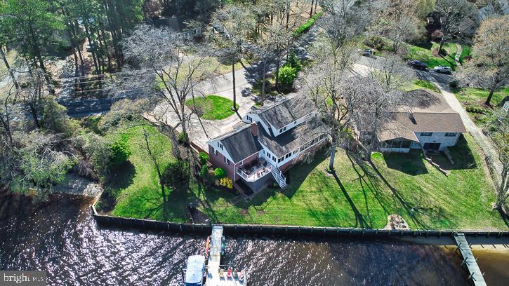 RIVERSIDE PINES - Residential