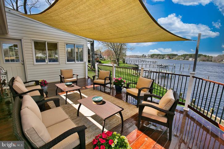 RIVERSIDE PINES - Residential