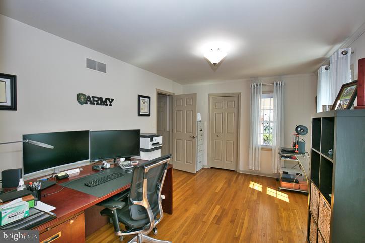 RIVERSIDE PINES - Residential