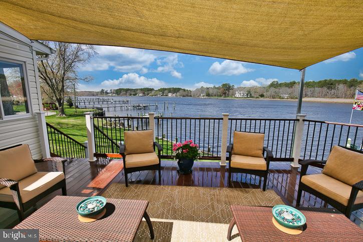 RIVERSIDE PINES - Residential