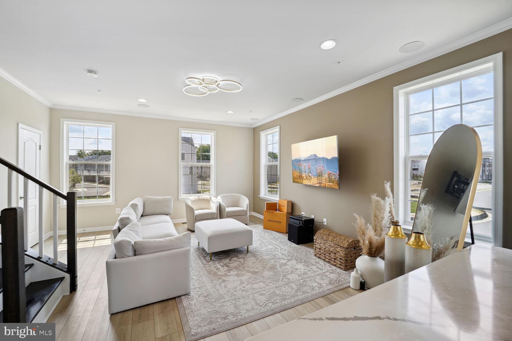 WESTRIDGE AT WESTPHALIA - Residential Lease