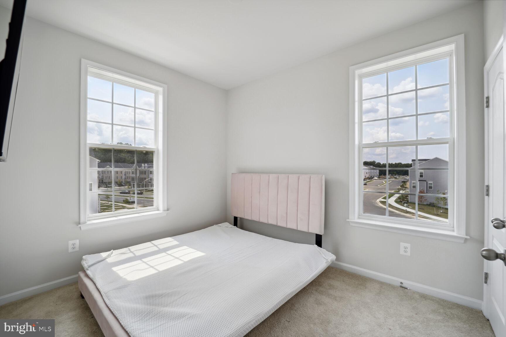 WESTRIDGE AT WESTPHALIA - Residential Lease