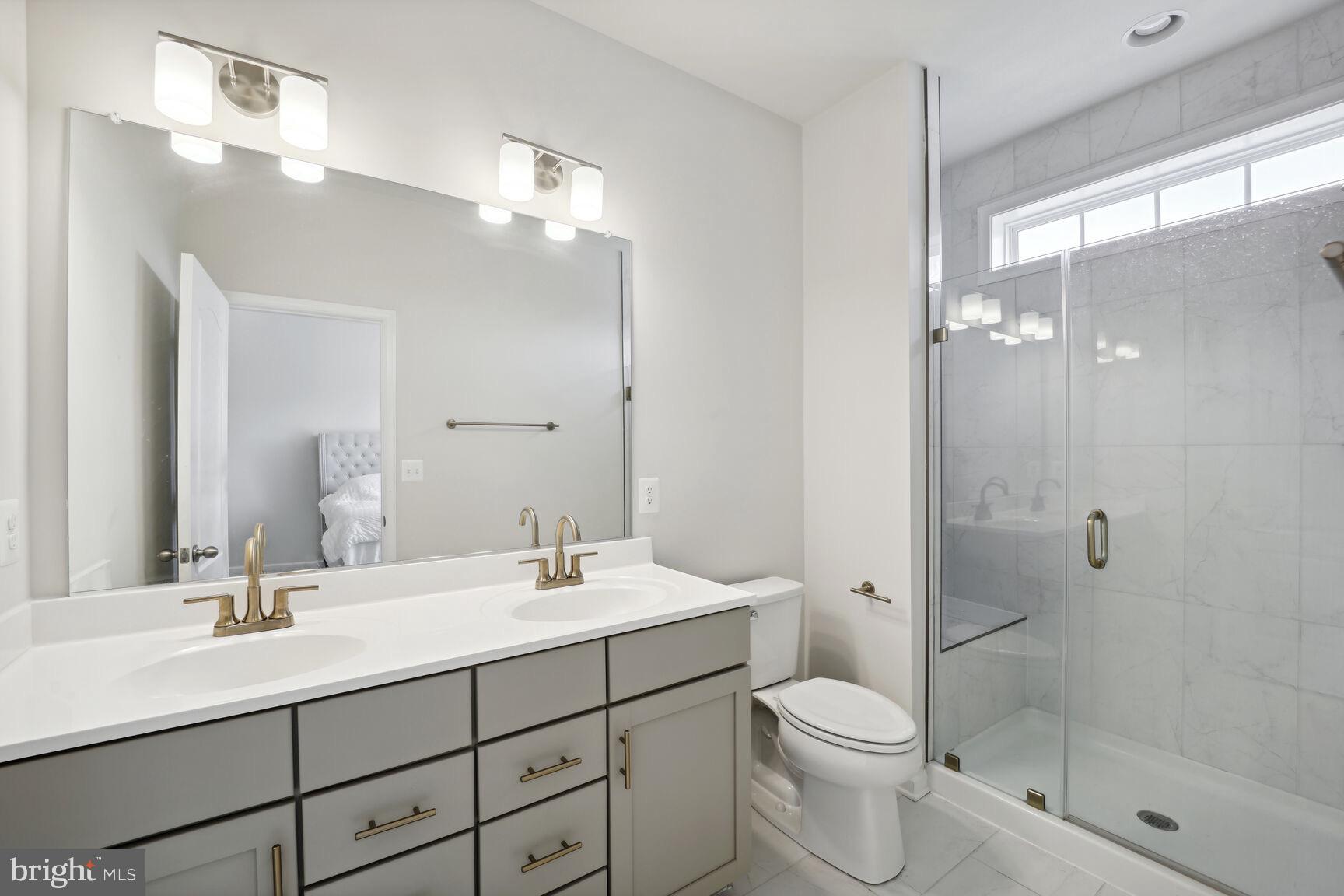 WESTRIDGE AT WESTPHALIA - Residential Lease