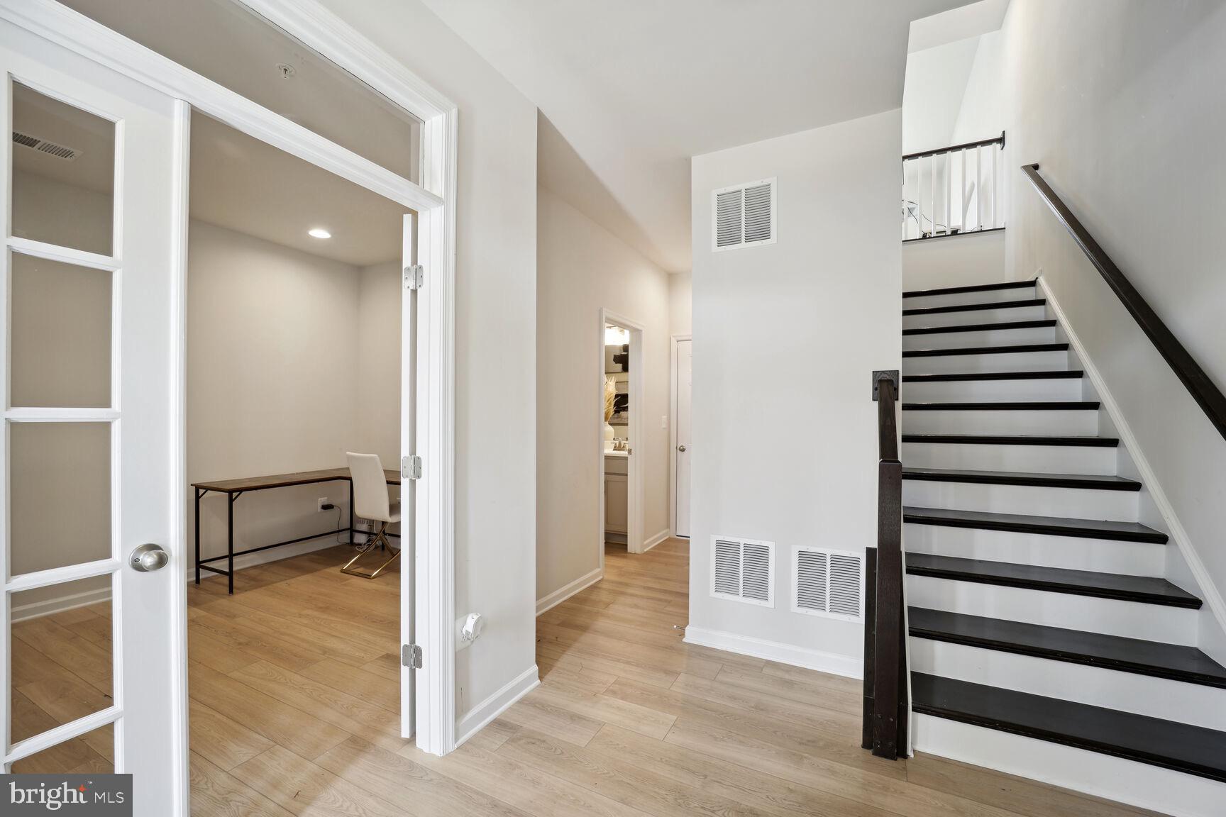 WESTRIDGE AT WESTPHALIA - Residential Lease