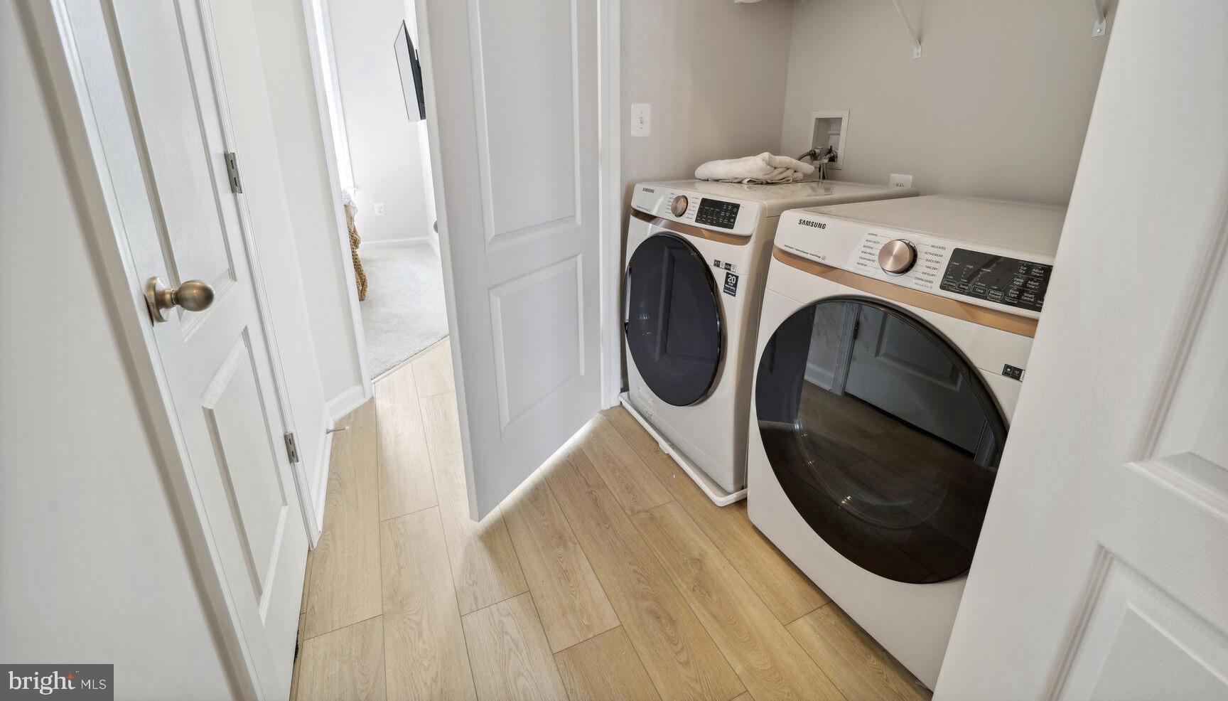 WESTRIDGE AT WESTPHALIA - Residential Lease