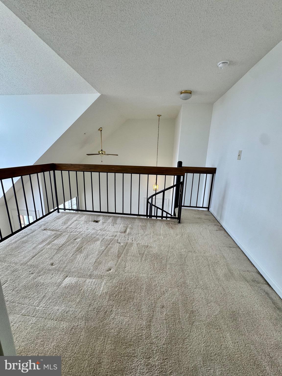 VISTAS AT LAUREL LAKES - Residential