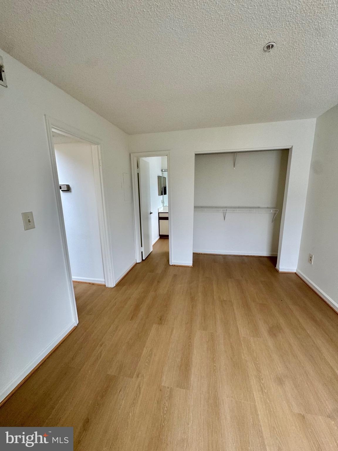 VISTAS AT LAUREL LAKES - Residential