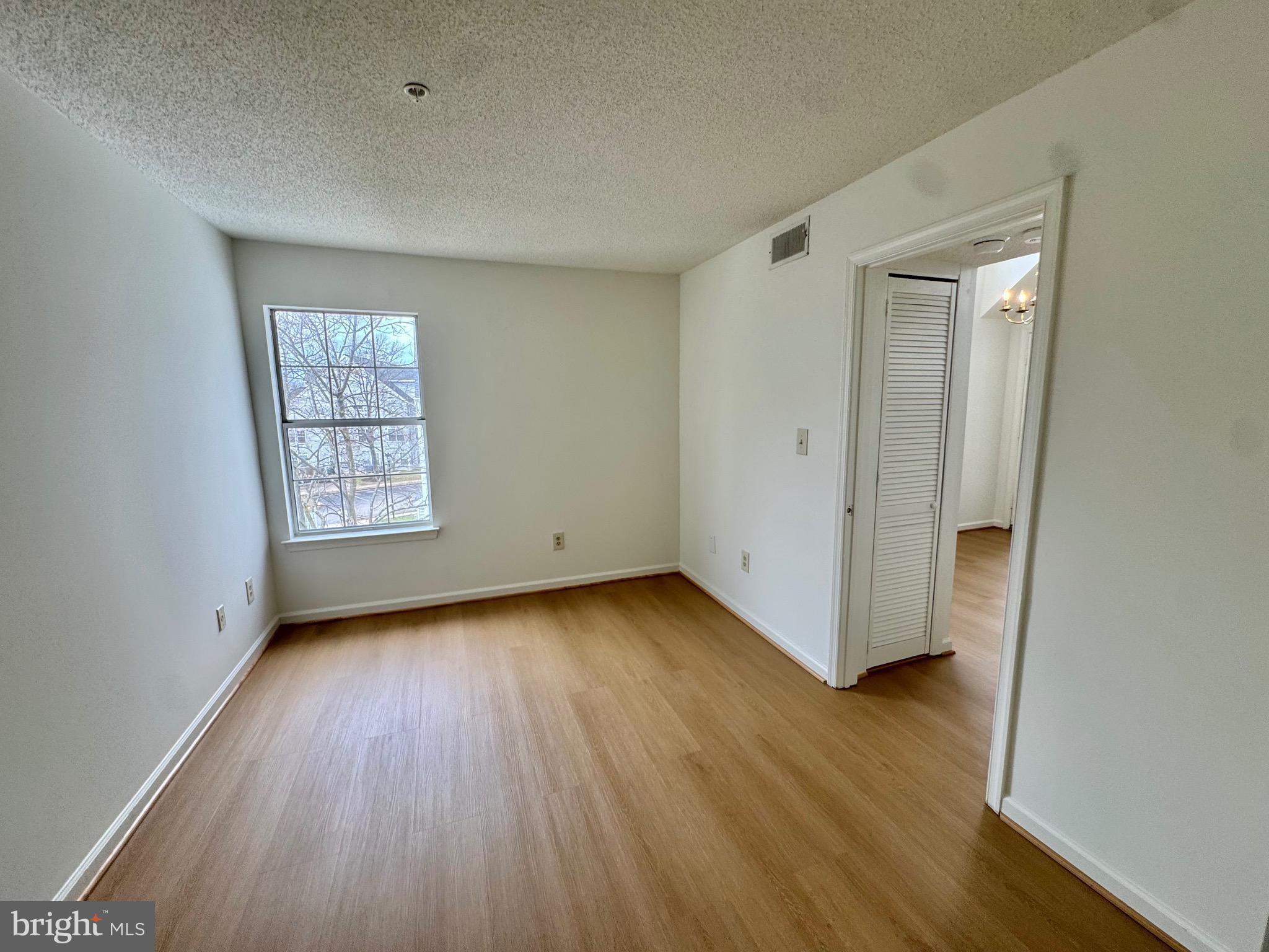 VISTAS AT LAUREL LAKES - Residential