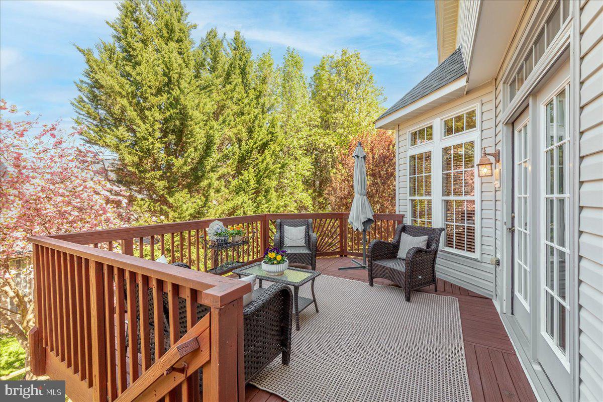 VIRGINIA OAKS - Residential