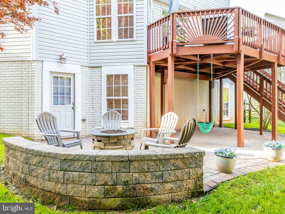 VIRGINIA OAKS - Residential