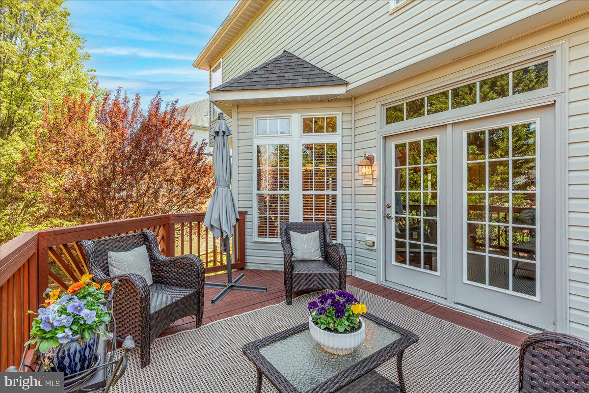 VIRGINIA OAKS - Residential