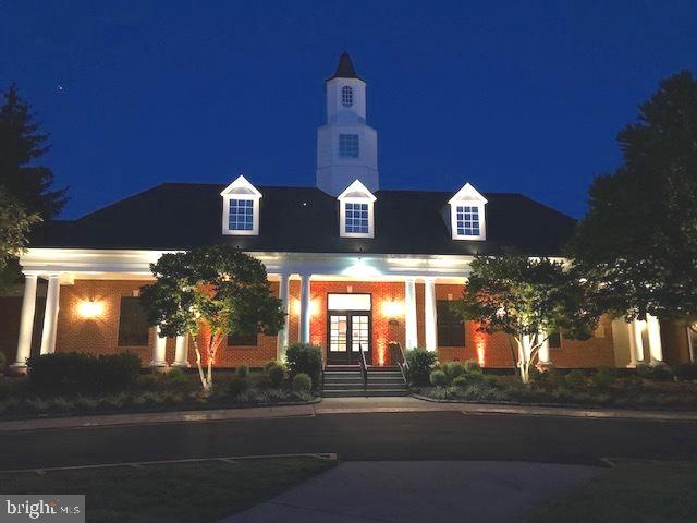 VIRGINIA OAKS - Residential