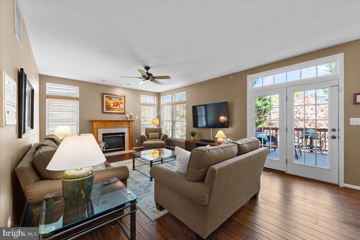 VIRGINIA OAKS - Residential