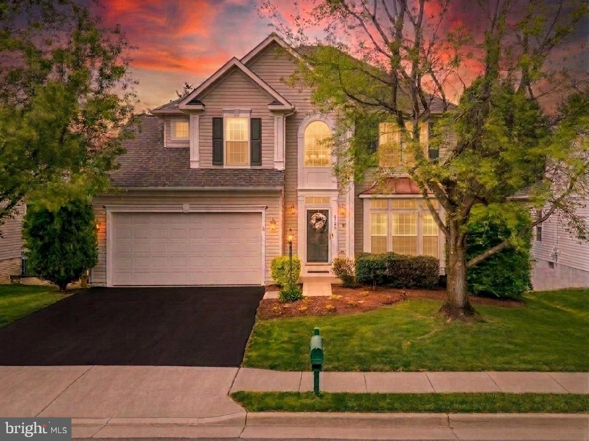 VIRGINIA OAKS - Residential