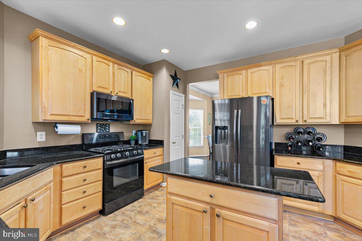 VIRGINIA OAKS - Residential