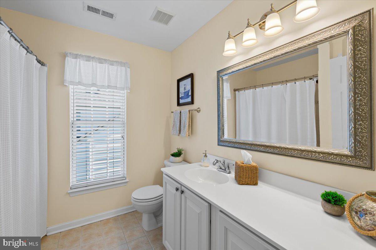 VIRGINIA OAKS - Residential