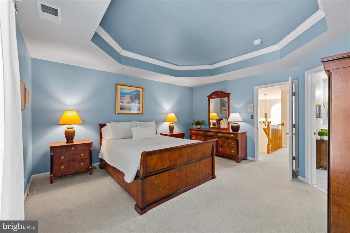 VIRGINIA OAKS - Residential