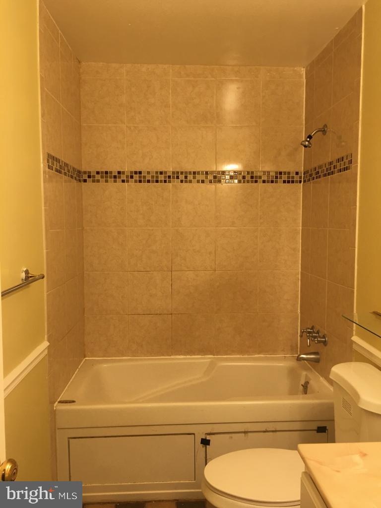 BONITA - Residential Lease